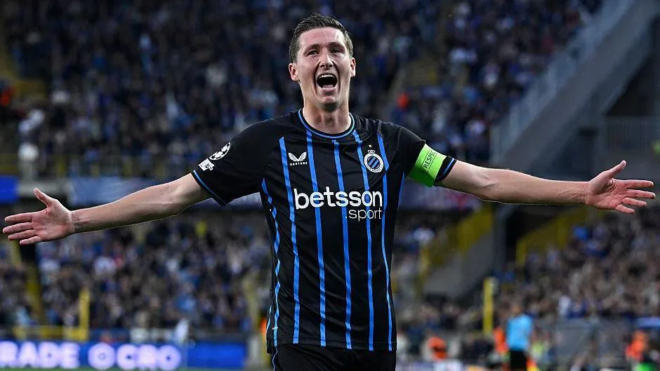 De Blauw-Zwart Thrash the French outfit 4-1 in Champions League Group Stage Debut